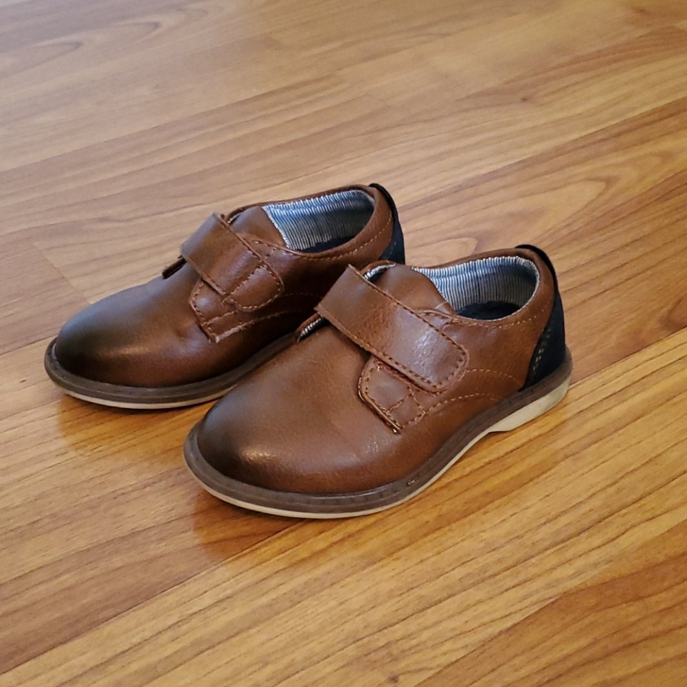Toddler Brown leather dress shoes sz 6